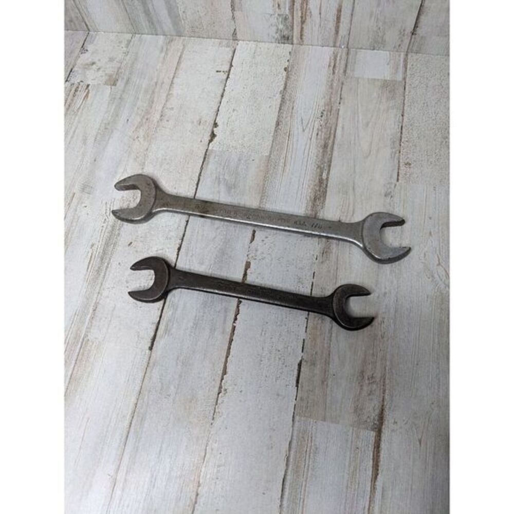 Vlchek Open End Wrenches Lot of 2 Made in USA W2830 W2225 15/16 7/8 25/32 11/16